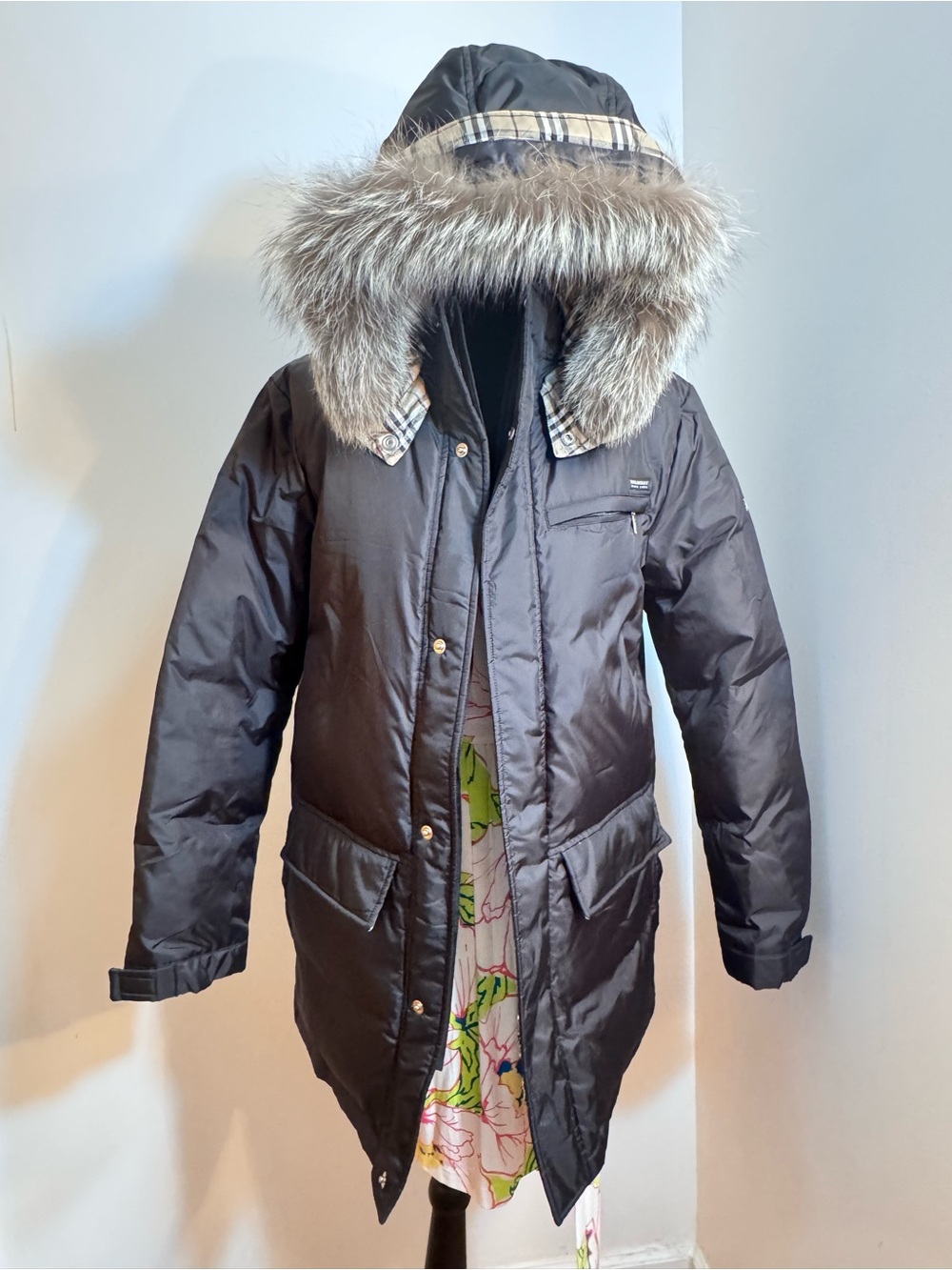 Unisex Black Hooded Parka with Faux Fur Trim